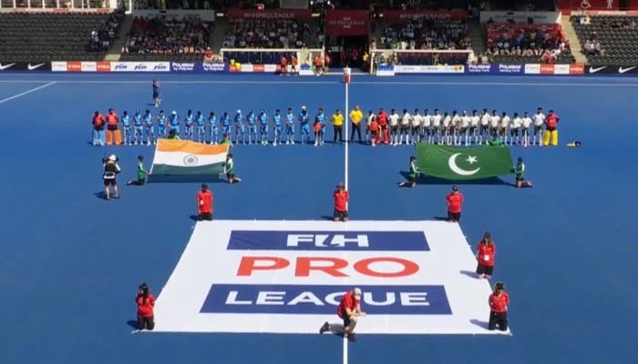 FIH apologises to Pakistan after flag error during India clash