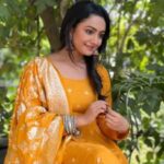 Indian Actress Sanchita Ogle Commits Suicide