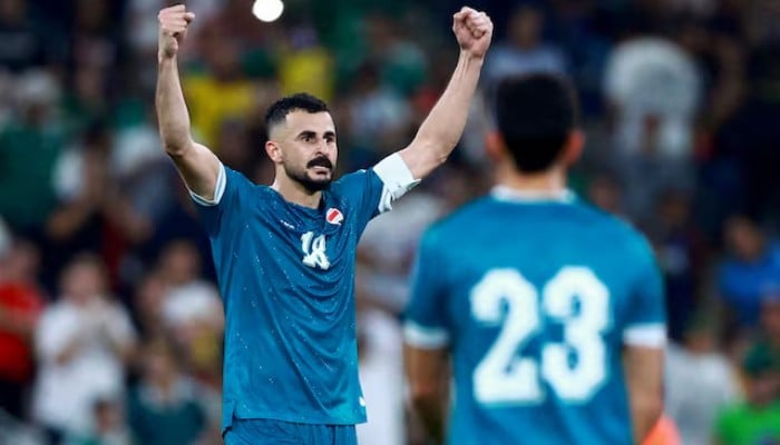 Iraq World Cup striker Hussein 'questioned for hours' at Chicago airport