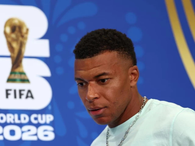 Mbappe ready for ‘special’ 100th cap  | The Express Tribune