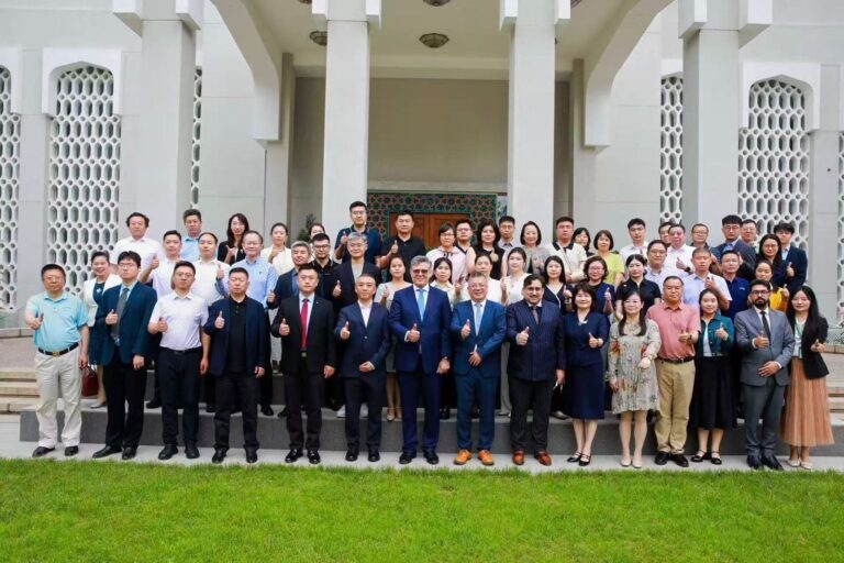 Pakistan China Intensify Push For Pharma Biotech Investment Ahead Of Karachi Conference