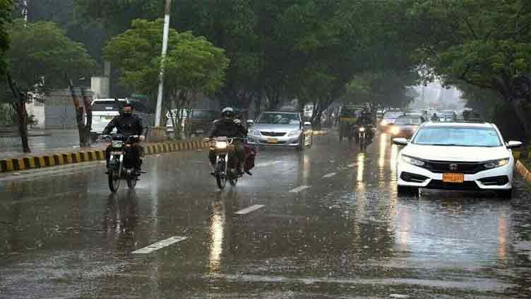 Rain In Lahore Brings Pleasant Weather Across City