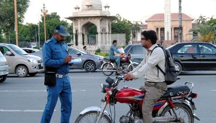 105 Helmet Challans Worth Rs210000 Issued To Muzaffargarh Man