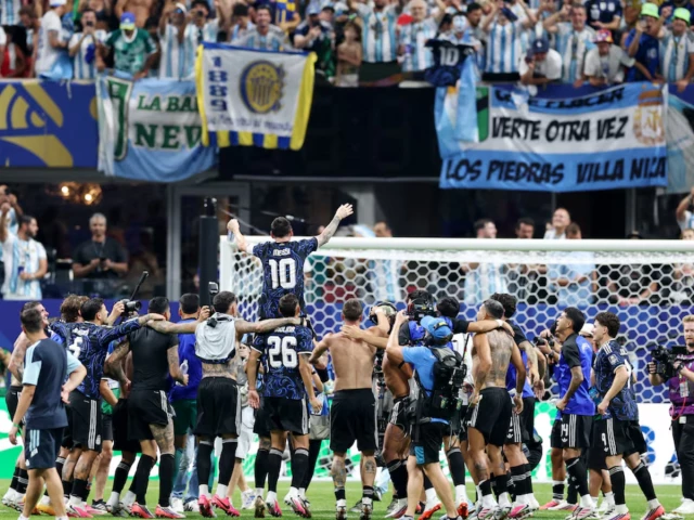 Argentina late show sinks England and sets up World Cup final against Spain | The Express Tribune