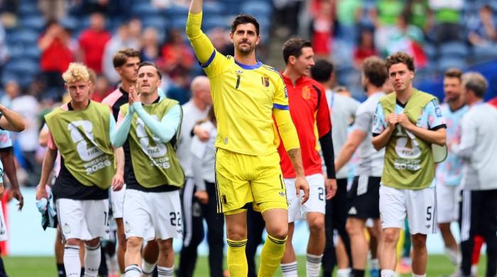 Belgium stun Senegal to reach World Cup last 16