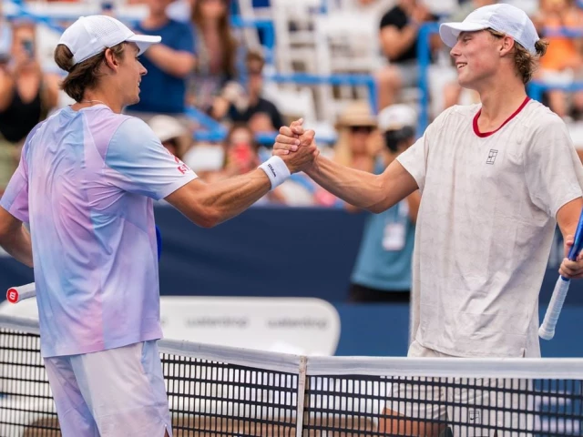 De Minaur beats teen Hewitt  | The Express Tribune