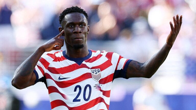 Folarin Balogun admits that red-card reversal affected USA World Cup teammates: ‘A lot of outside noise’