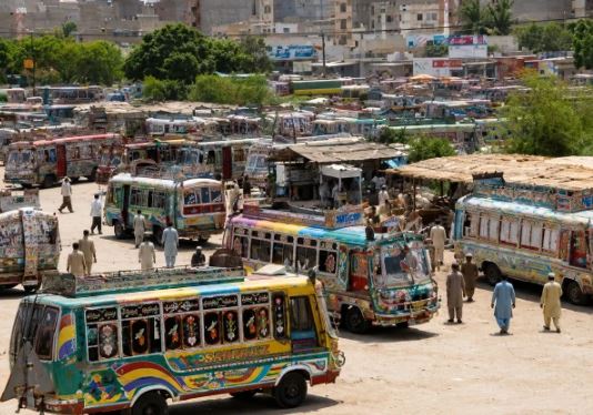 Karachi Goods Carriers Association Threatens Nationwide Transport Strike Over Fuel Price Hike