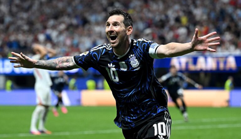Lionel Messi Delivers 2 Clutch Assists To Lead Argentina To Back-To-Back World Cup Finals