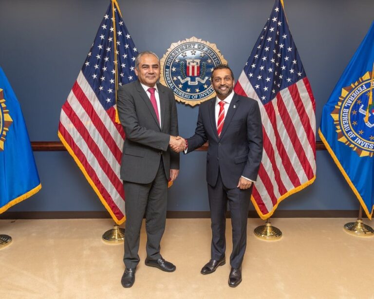 Mohsin Naqvi Meets Fbi Chief To Expand Pak Us Cooperation On Terror Cybercrime