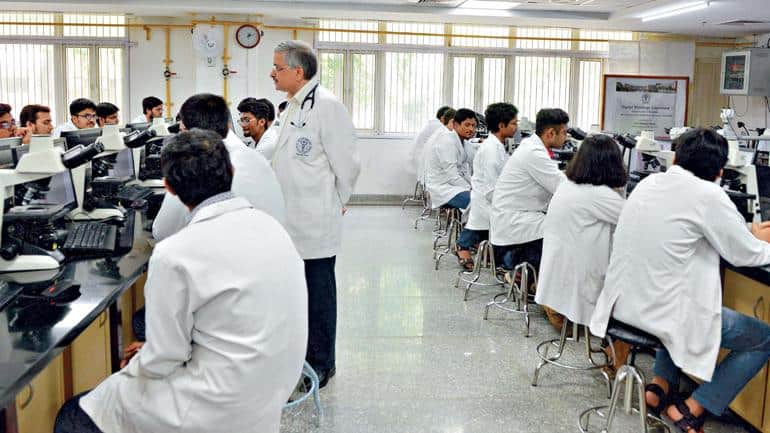 New College Timings announced from August 1