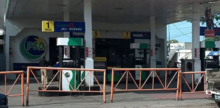 Petrol Pumps across Pakistan to shut from midnight as Talks Fail