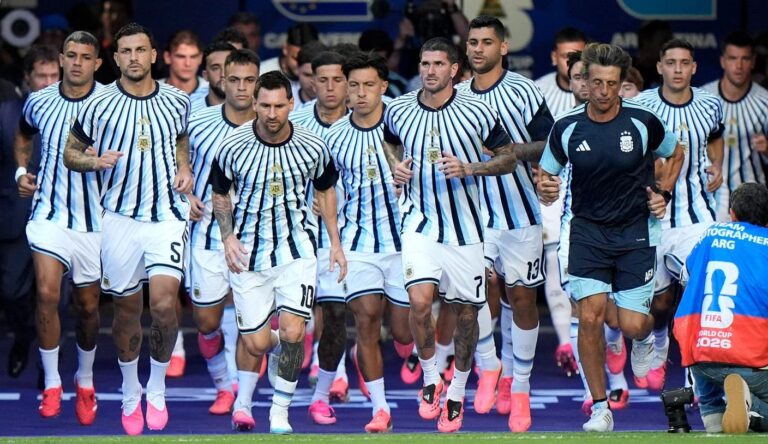 This Wild Argentina World Cup Stat Perfectly Sums Up Team's Messi-Led Comebacks