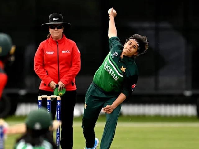 Aiman announces retirement from international cricket | The Express Tribune