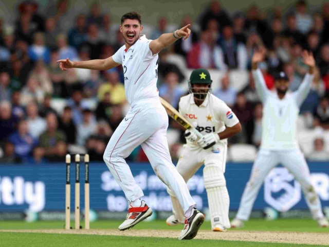 England take control after rain-hit first day at Headingley | The Express Tribune