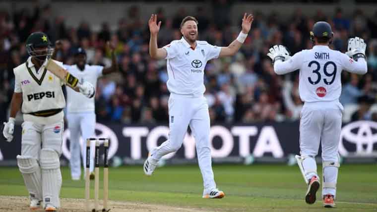 England Thrash Pakistan By An Innings And 103 Runs In First Test At Headingley