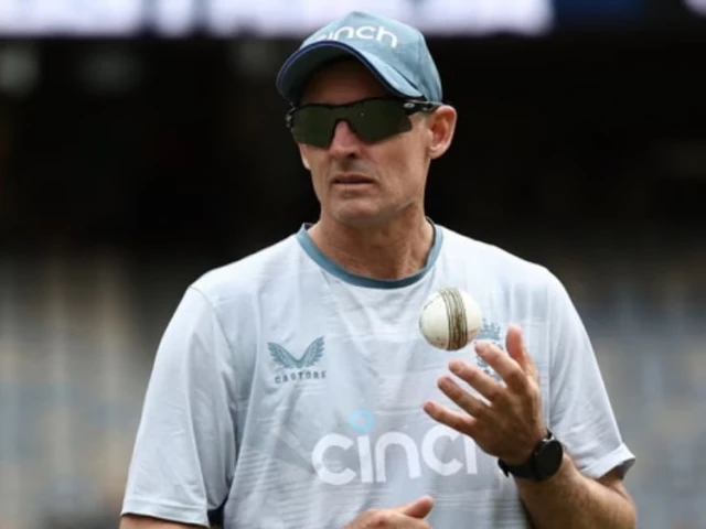 Hussey mulls role with England for Ashes series | The Express Tribune