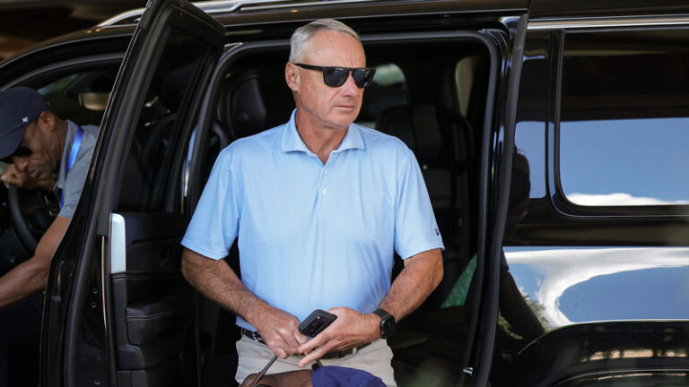 MLB Proposes Weeks-Long Free Agent Signing Window, Lowering In-Season Options