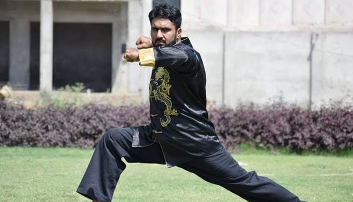 Pakistani Martial Artist Irfan Mehsood Sets Guinness World Record For Punches