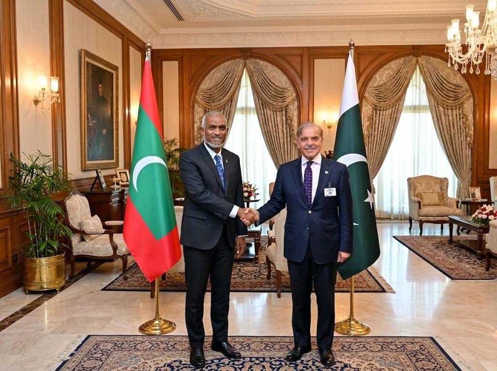 Maldives President Dr Muizzu Arrives In Pakistan Eyes Trade And Defence Deals
