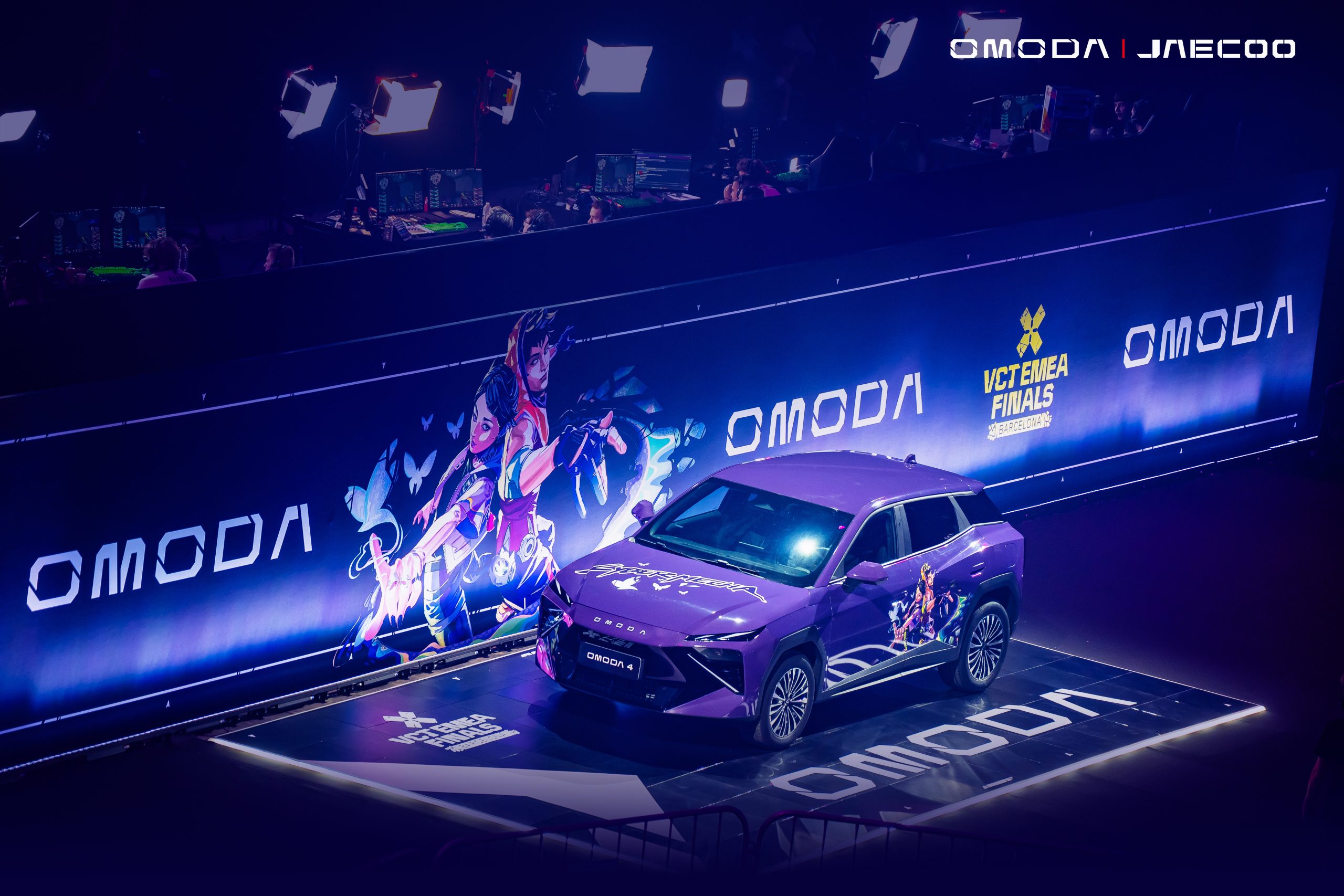 OMODA 4 Makes French Debut at Paris Motor Show with Futuristic Cyber Mecha Design