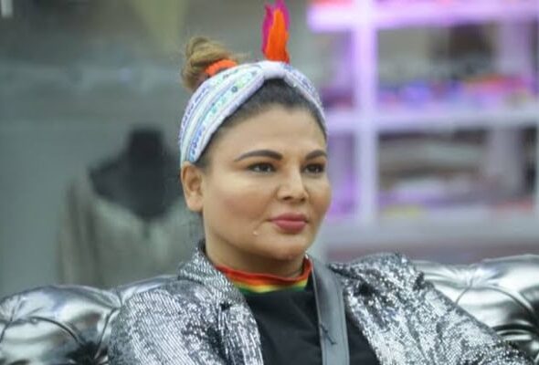 Rakhi Sawant Faces Non Bailable Warrant In 2010 Suicide Case