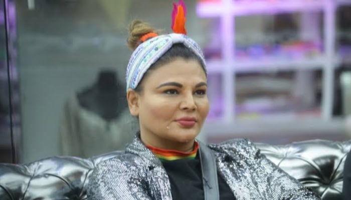 Rakhi Sawant Faces Non Bailable Warrant In 2010 Suicide Case