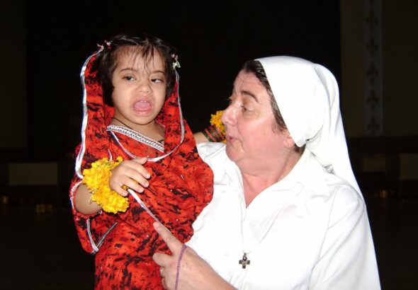 She Asked To See Our Dil We Owe Her A Sitara